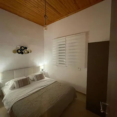 Casa de Férias Perdikossa Torone