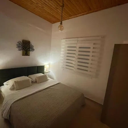 Casa de Férias Perdikossa *